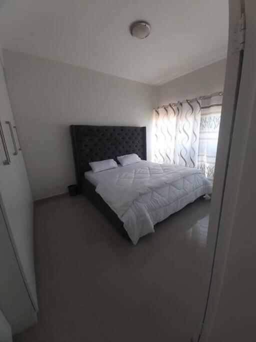 Spacious Zamtel Flat Λουσάκα Εξωτερικό φωτογραφία