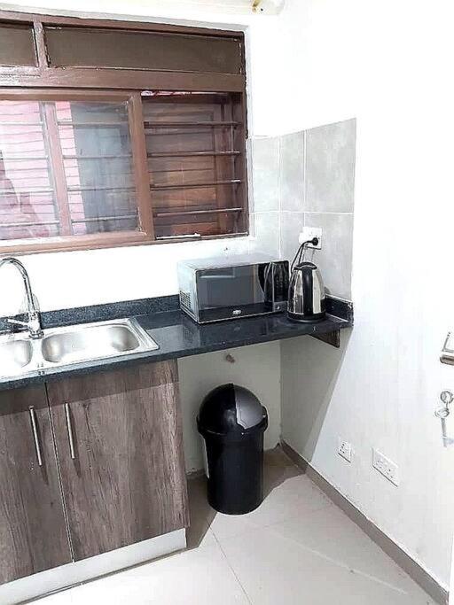 Spacious Zamtel Flat Λουσάκα Εξωτερικό φωτογραφία